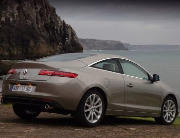 Renault Laguna Coupe
