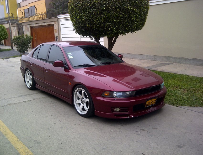 Mitsubishi Galant