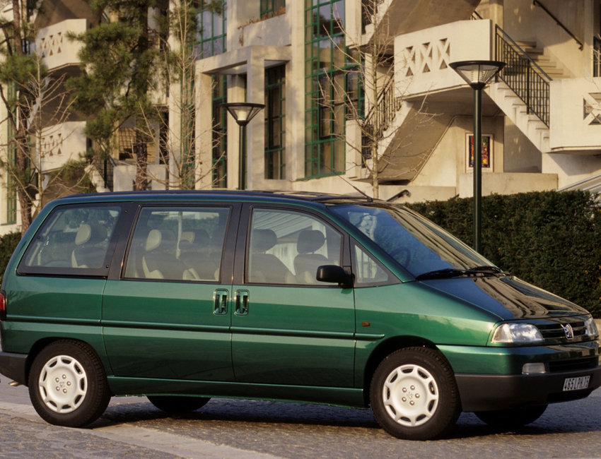 Peugeot 806