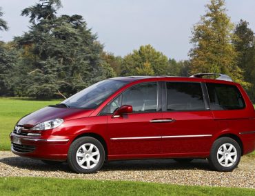 Peugeot 807