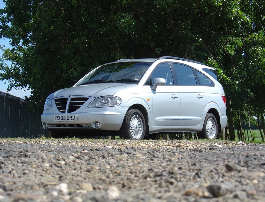 Ssangyong Rodius