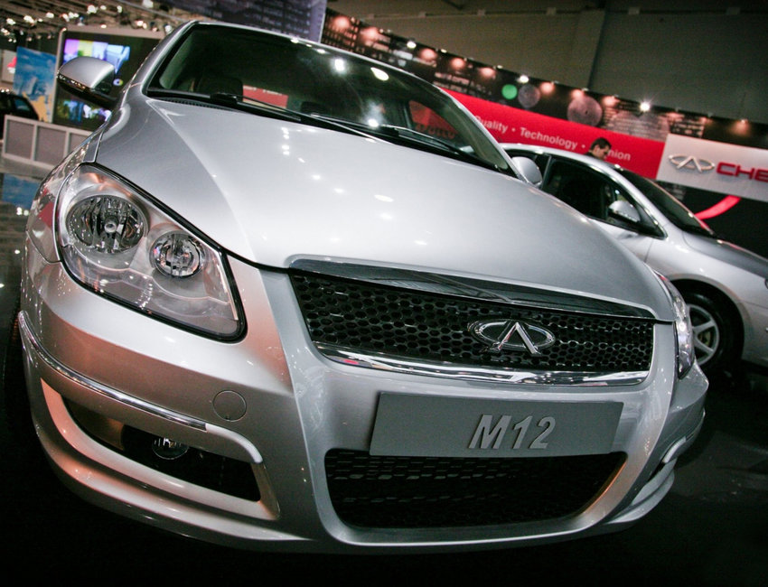 Chery M12